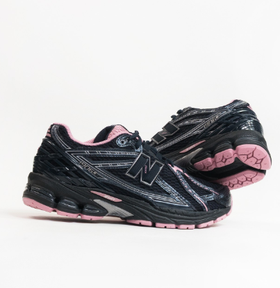 New Balance 1906R "ECLIPSE PINK TAFFY"